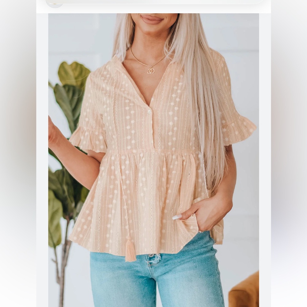 Beautiful Flower Embroidered Woman’s Top Size M 100% cotton - Picture 4 of 10